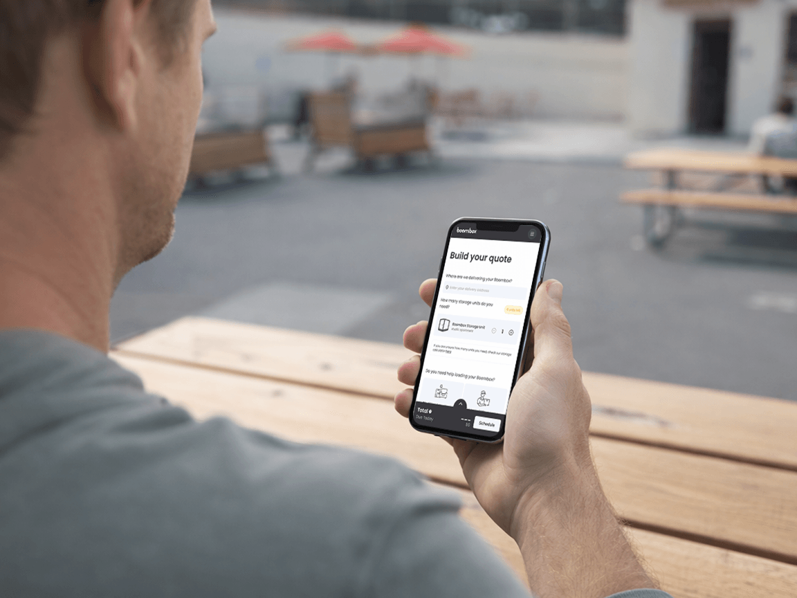 Customer booking Boombox storage online - request delivery service